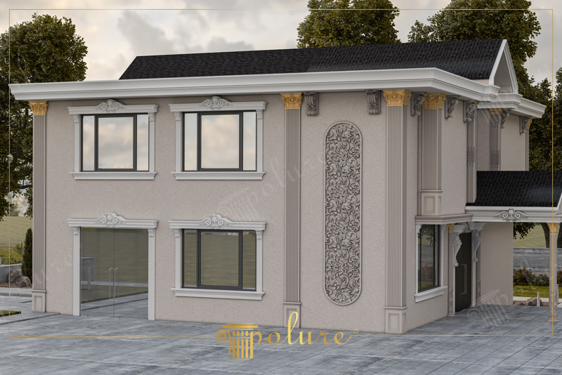 Poliüretan sütunlar, işlemeli duvar paneli ve pencere söveleri ile süslenmiş iki katlı klasik villa cephesi.