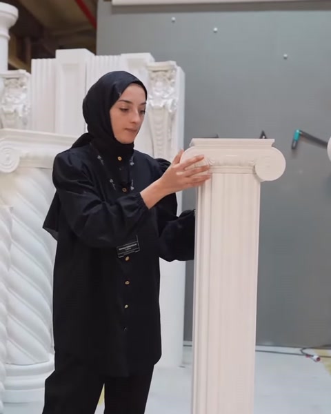 Yivli gövdeli sehpa modelinin başlık ve gövde oranı anlatılıyor