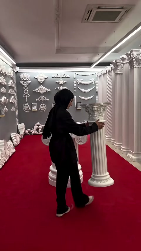Poliüretan Sütunlardan Özel Sehpa Tasarımları