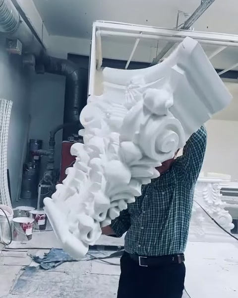 Poliüretan Pilaster Sütun Başlıkları ile Dekoratif Mimari Çözümler